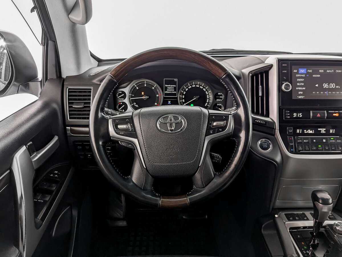 Toyota Land Cruiser, 2018 Фото №18