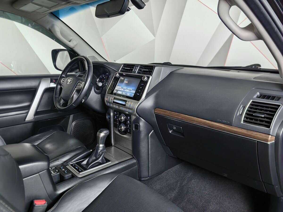 Toyota Land Cruiser Prado, 2018 Фото №9