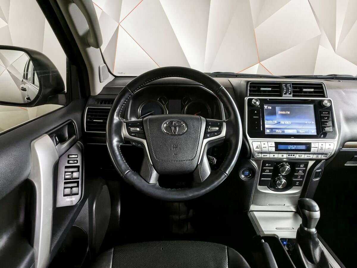 Toyota Land Cruiser Prado, 2020 Фото №13