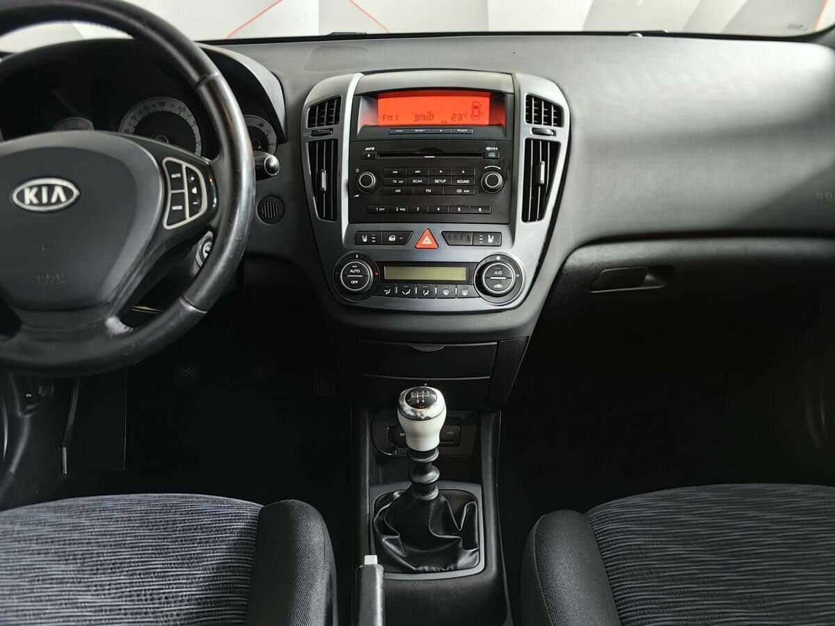 Kia Ceed, 2009 Фото №11