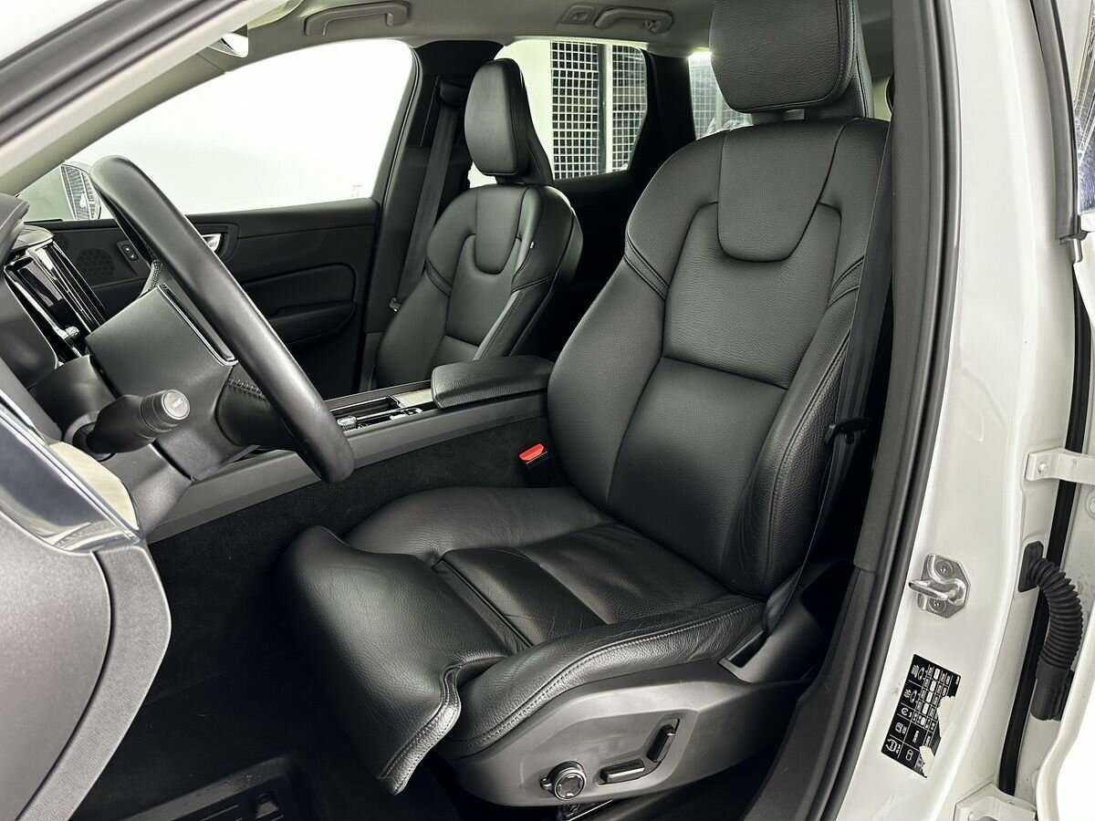 Volvo XC60, 2021 - 46 842 км. | Фото №8
