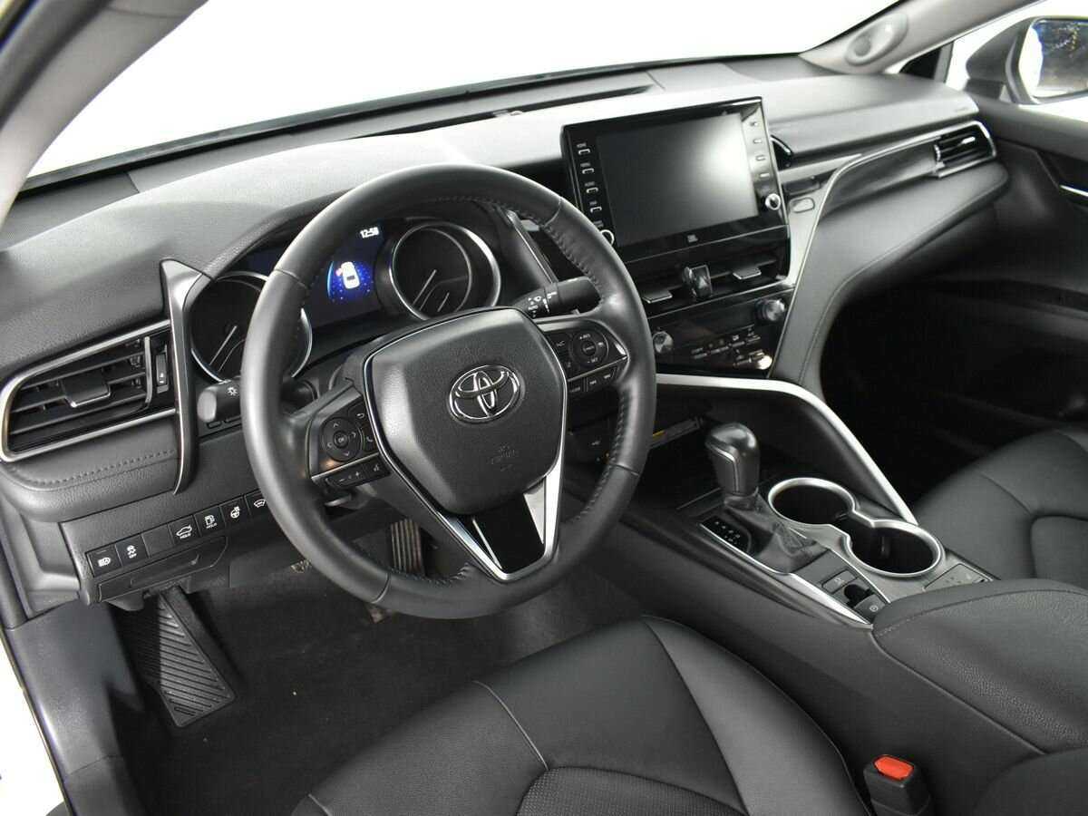 Toyota Camry, 2021 Фото №6