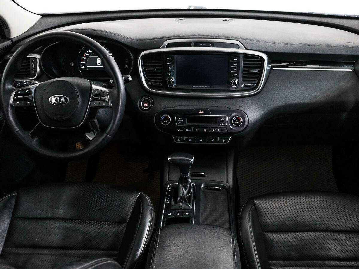 Kia Sorento, 2018 Фото №13