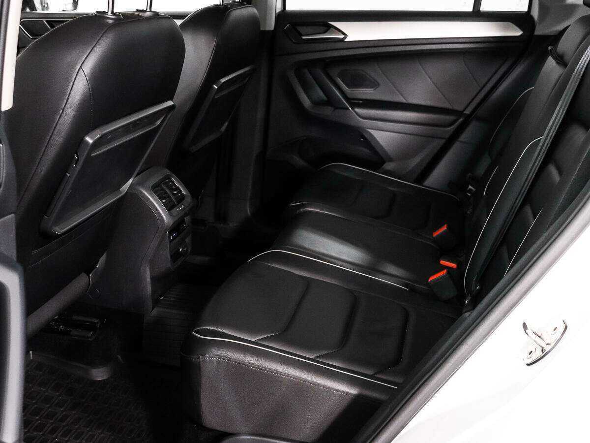 Volkswagen Tiguan, 2017 Фото №12