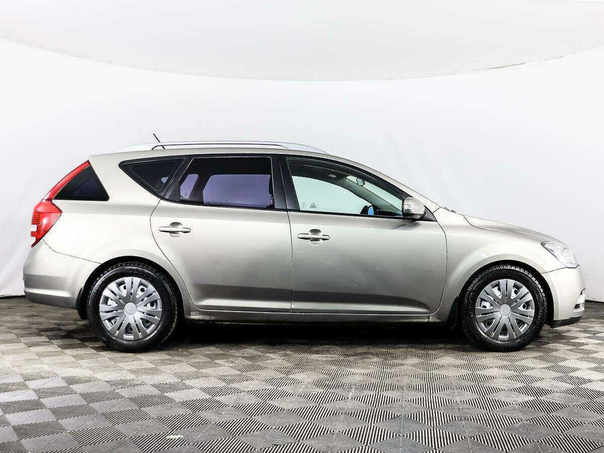 Kia Ceed, 2010 Фото №4