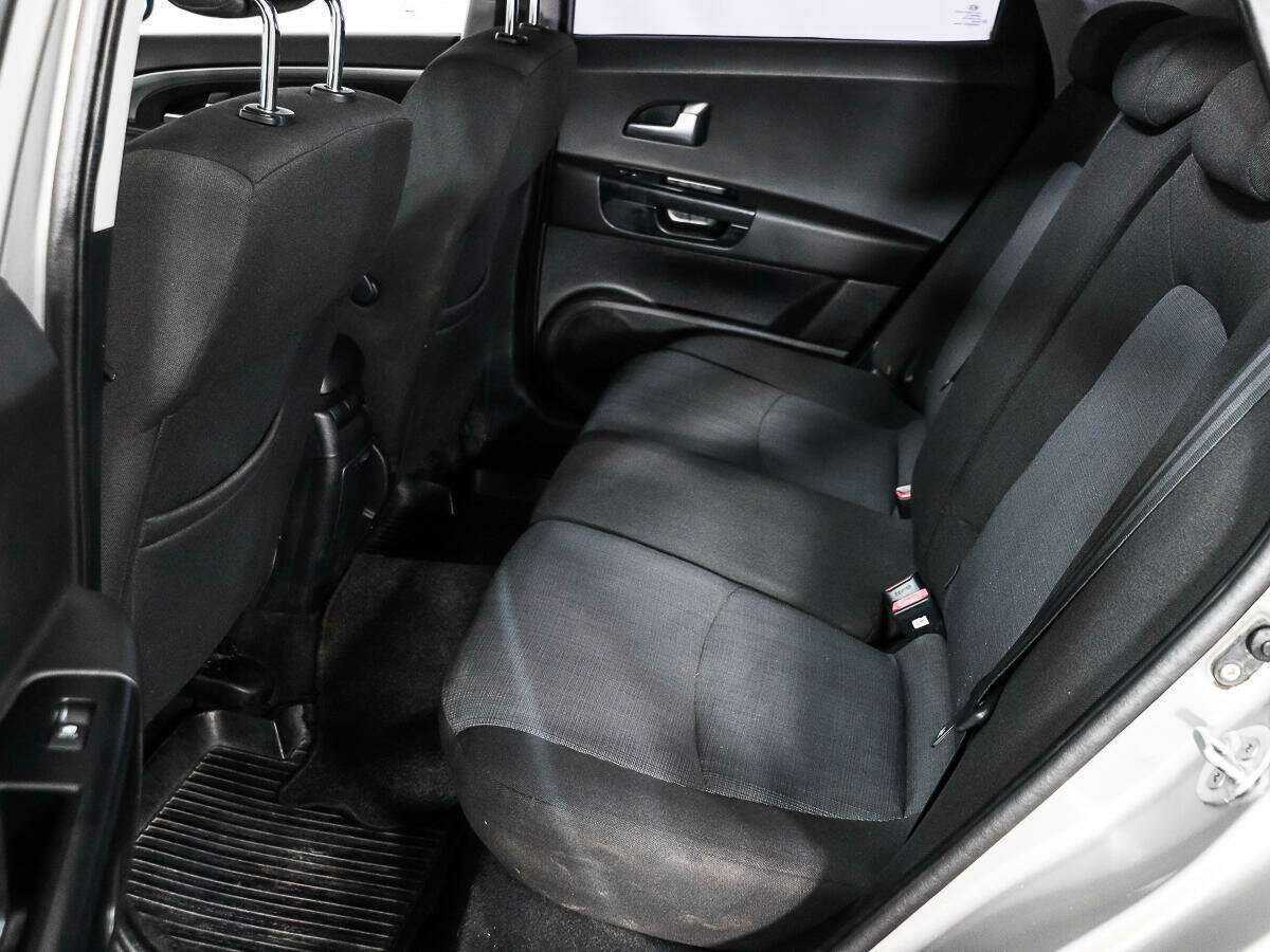 Kia Ceed, 2010 Фото №10