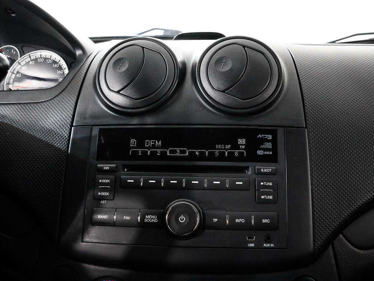 Chevrolet Aveo, 2010 Фото №13