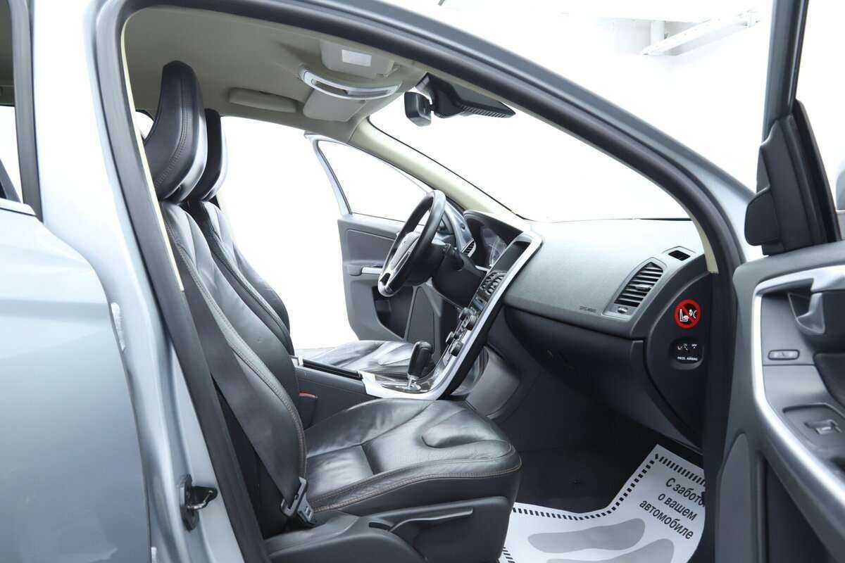 Volvo XC60, 2011 Фото №13