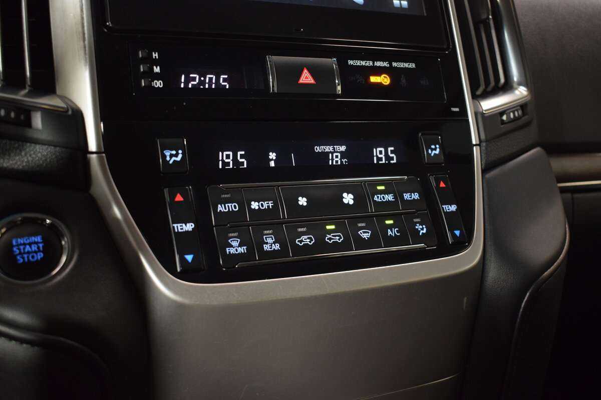 Toyota Land Cruiser, 2015 Фото №28