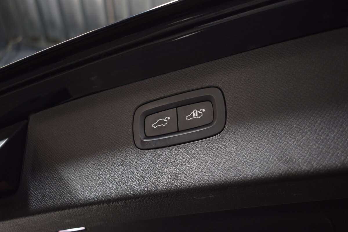 Volvo XC90, 2019 Фото №9