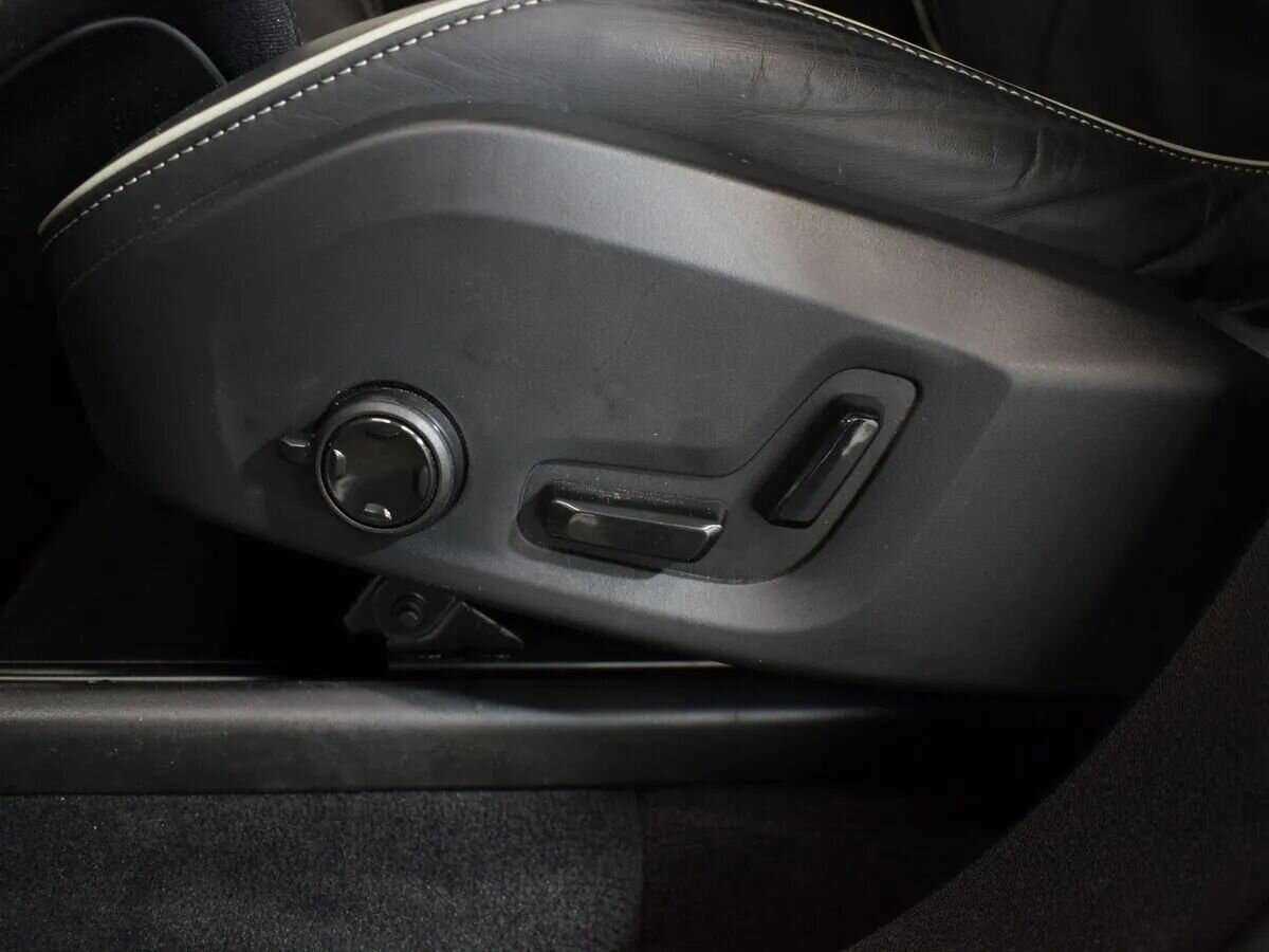 Volvo XC90, 2023 Фото №20