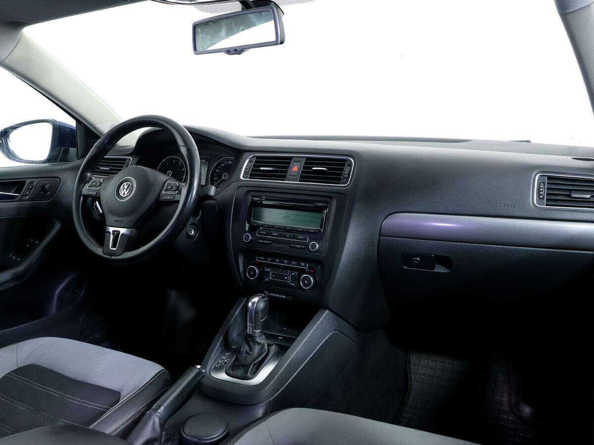 Volkswagen Jetta, 2011 Фото №9