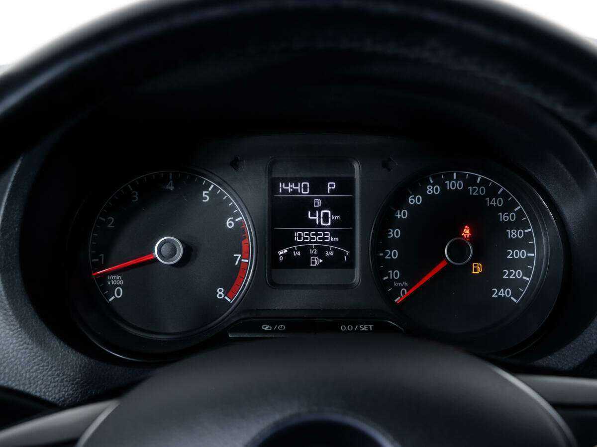 Volkswagen Polo, 2015 Фото №14