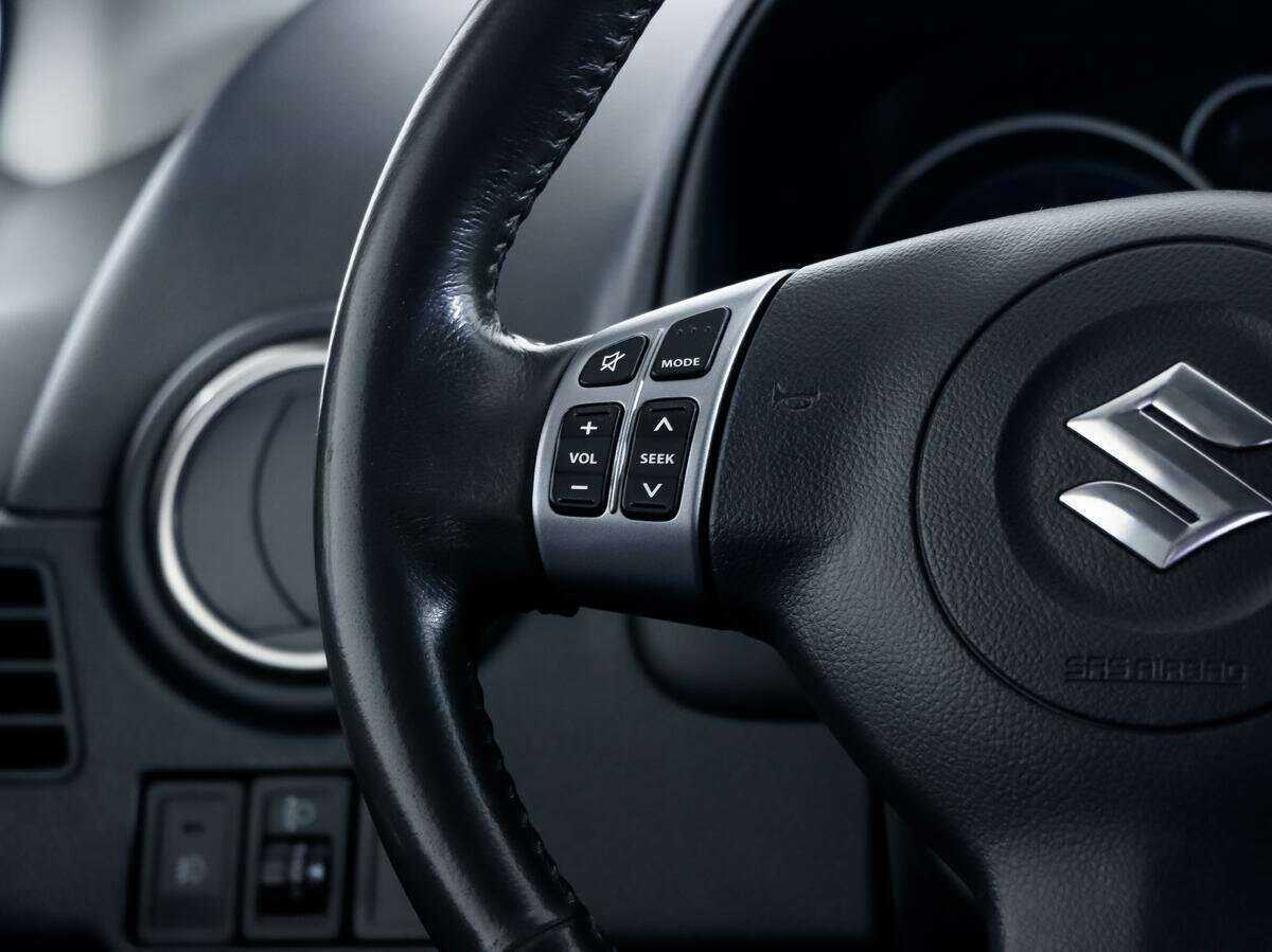 Suzuki SX4, 2010 Фото №13