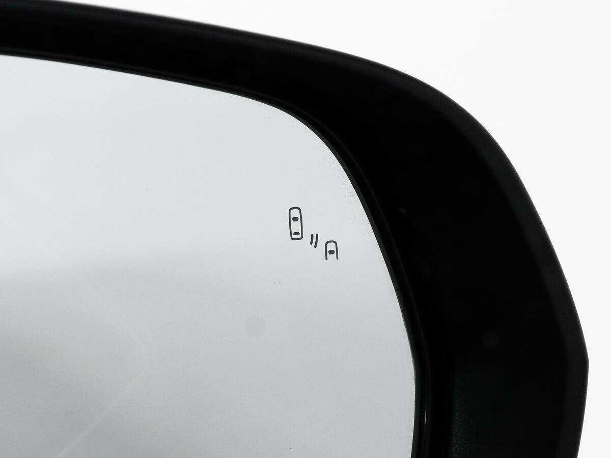 Mitsubishi Pajero Sport, 2017 Фото №19