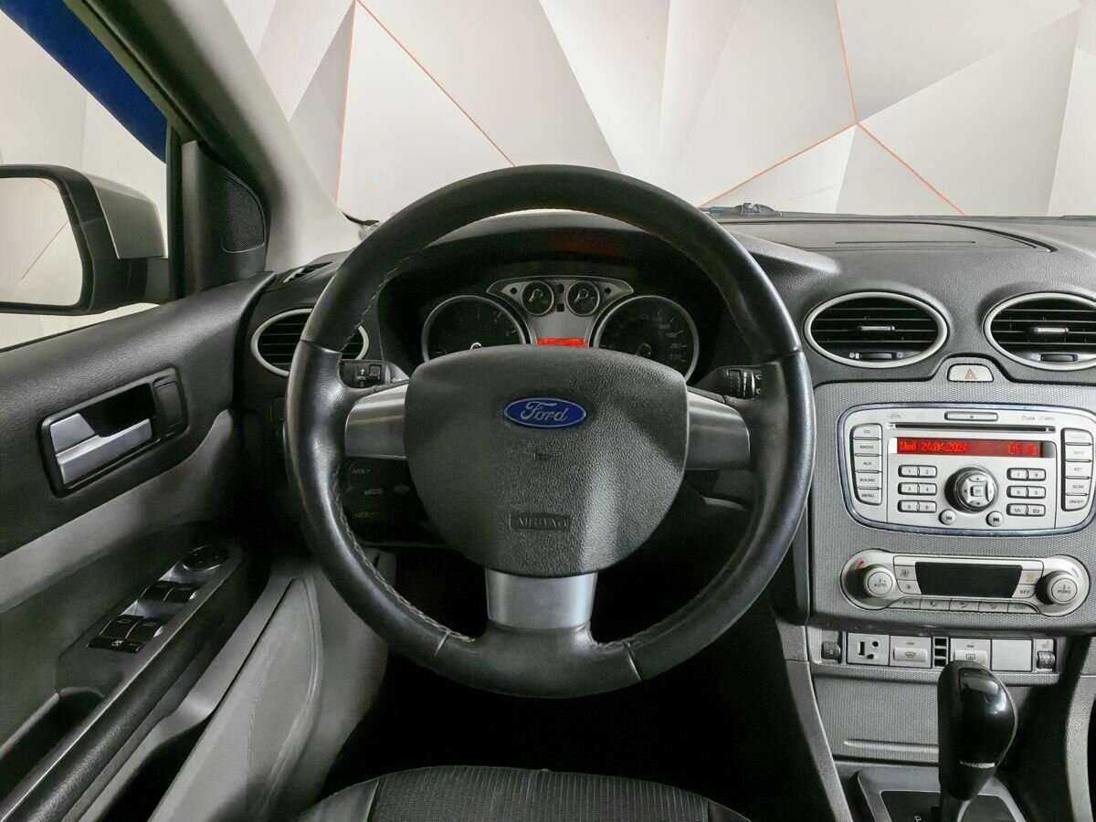 Ford Focus, 2010 Фото №15
