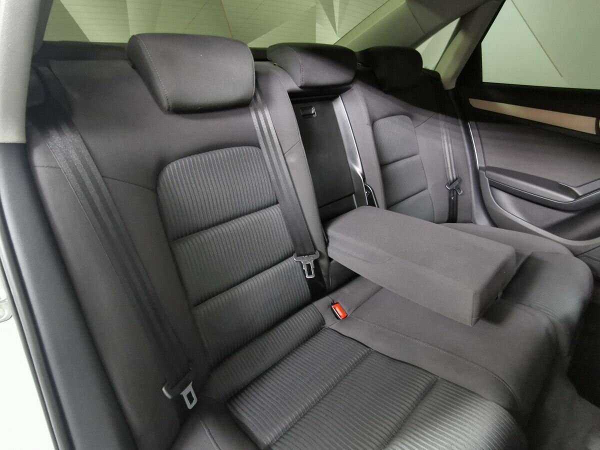 Audi A4, 2012 Фото №13