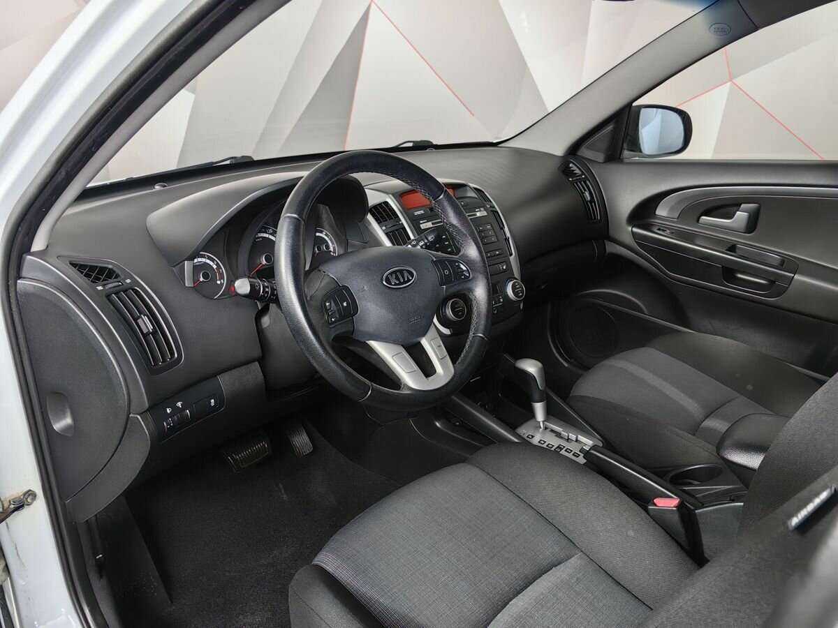 Kia Ceed, 2011 Фото №14