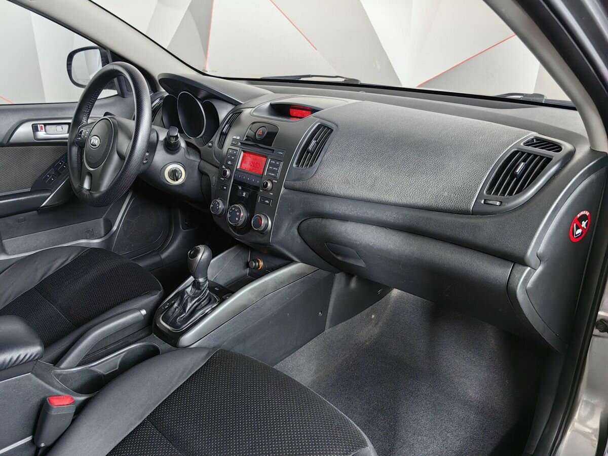 Kia Cerato 4-speed, 2010 Фото №9