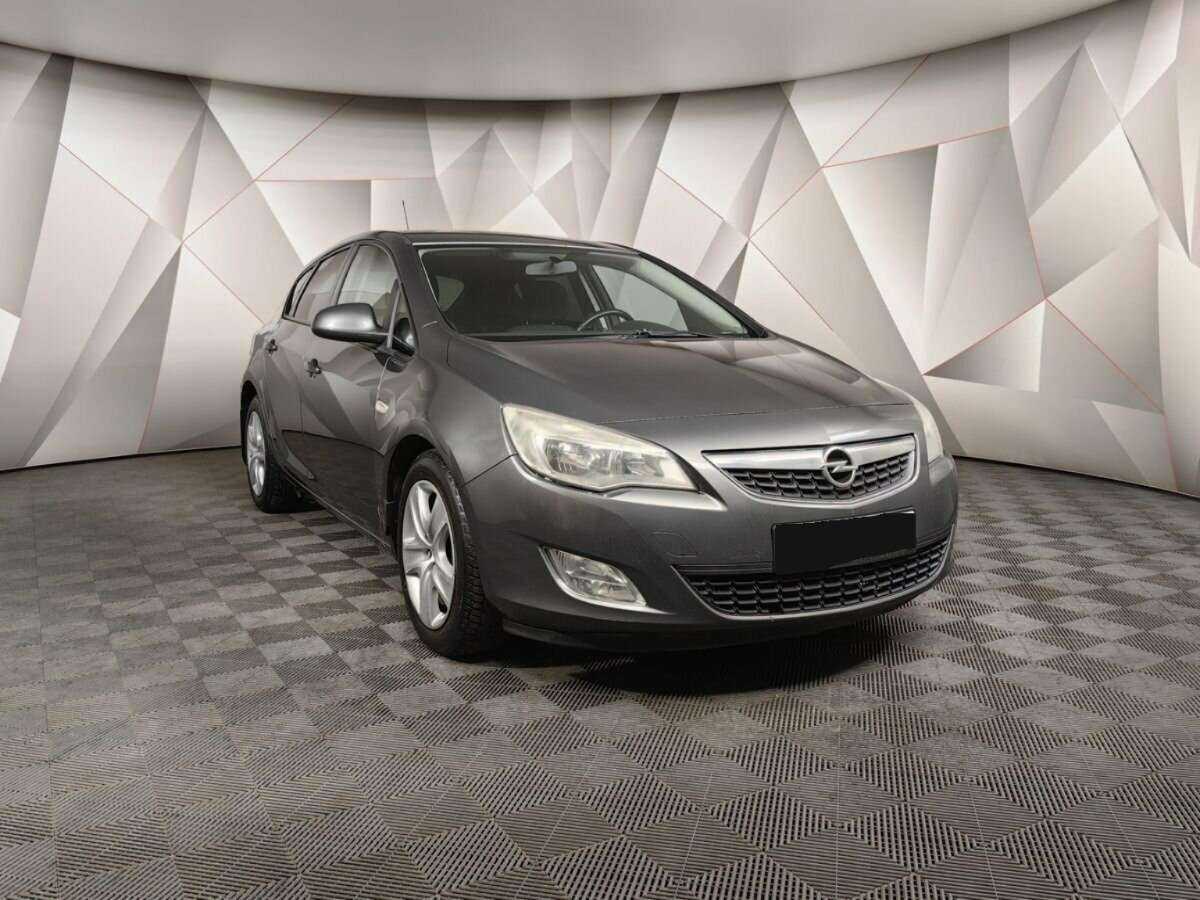 Opel Astra, 2011 - 146 665 км. | Фото №3