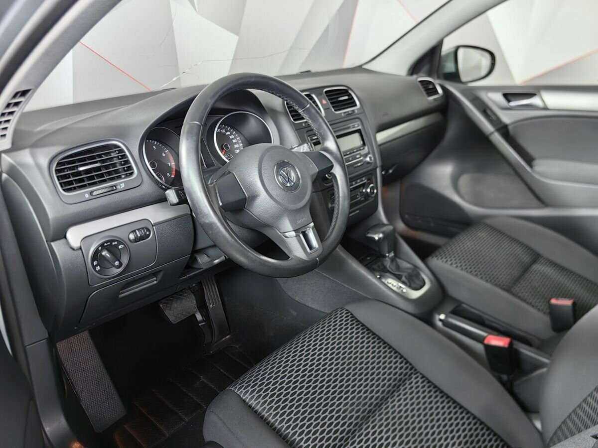 Volkswagen Golf, 2010 Фото №12