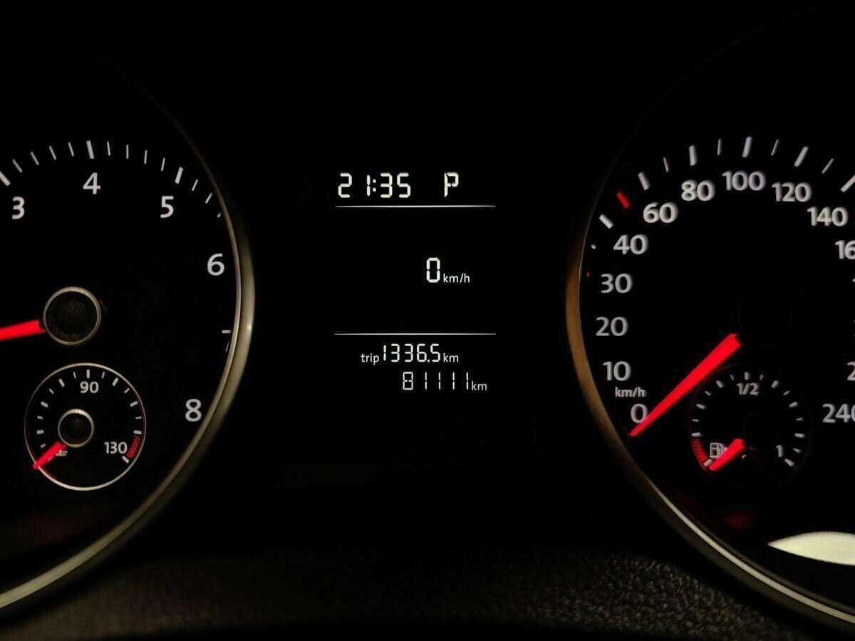 Volkswagen Golf, 2010 Фото №13