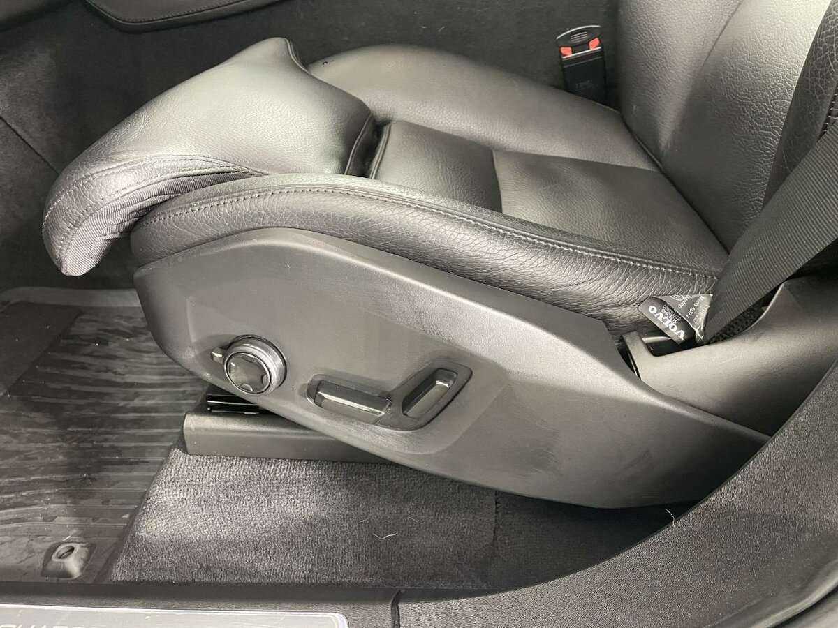 Volvo XC90 Recharge, 2021 Фото №10