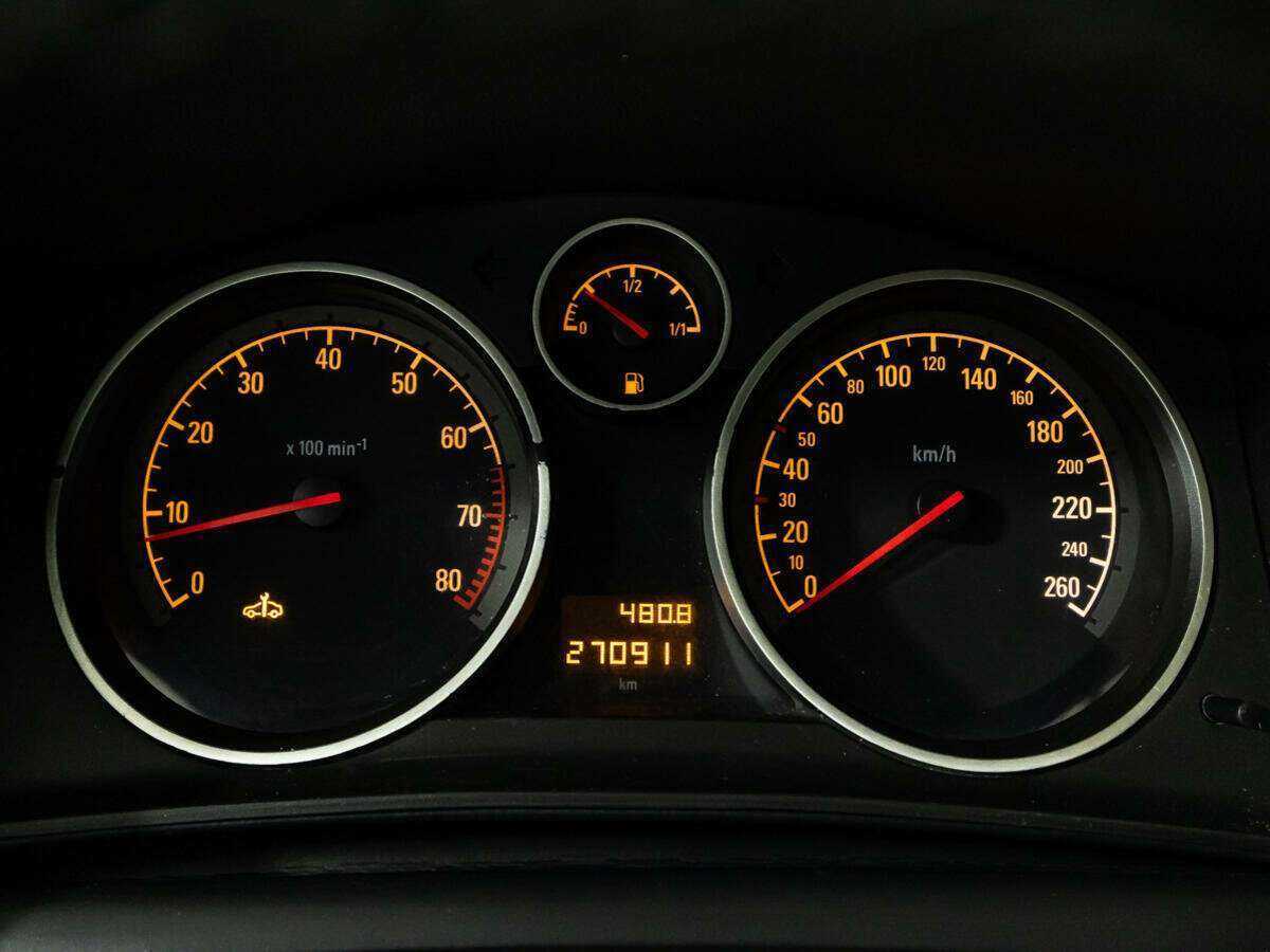 Opel Astra, 2011 Фото №11