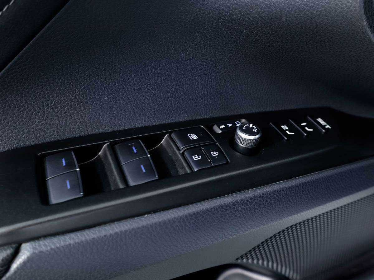 Toyota Camry, 2021 Фото №17