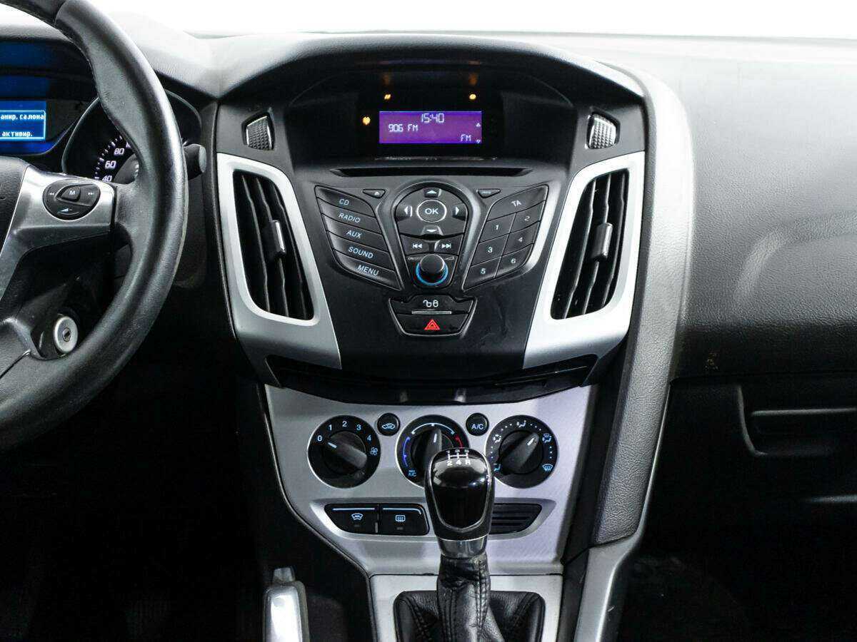 Ford Focus, 2011 Фото №14