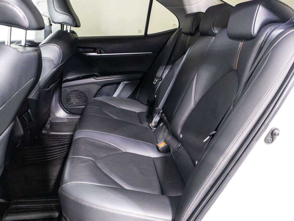 Toyota Camry, 2019 Фото №10