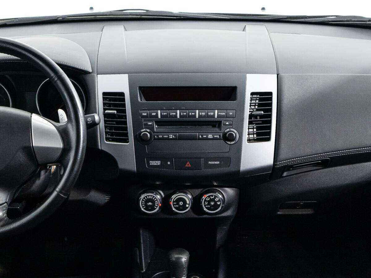 Mitsubishi Outlander, 2010 Фото №14