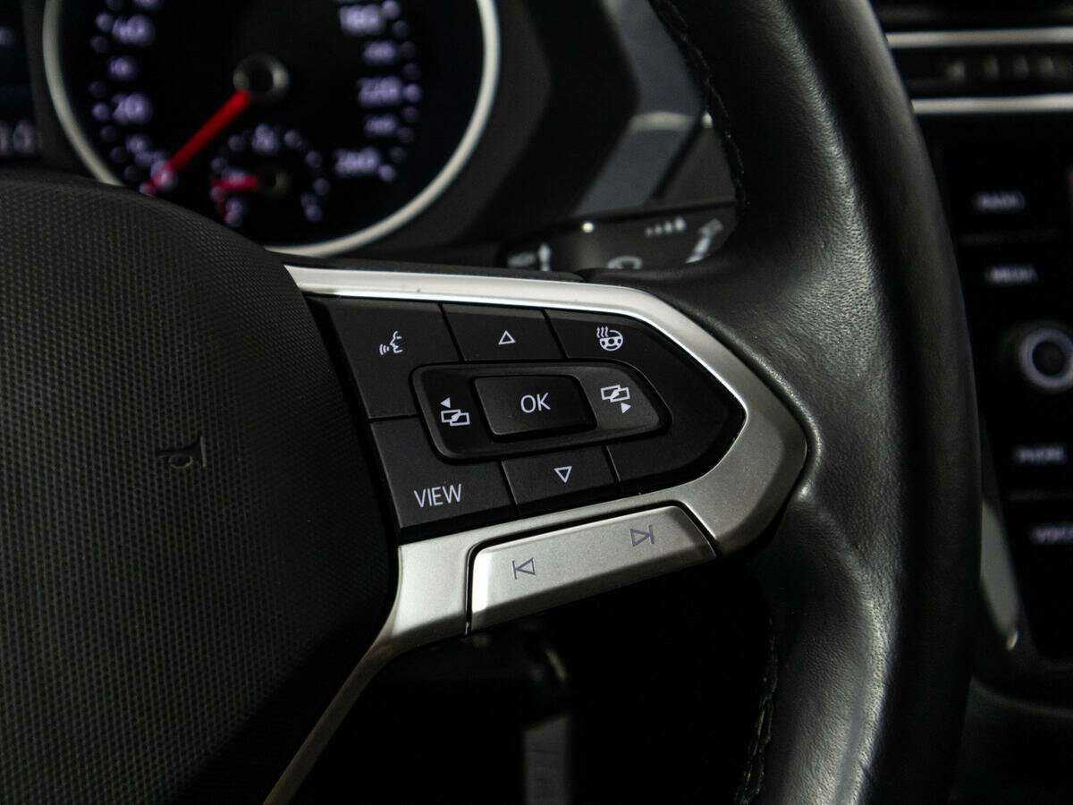 Volkswagen Tiguan, 2021 Фото №16