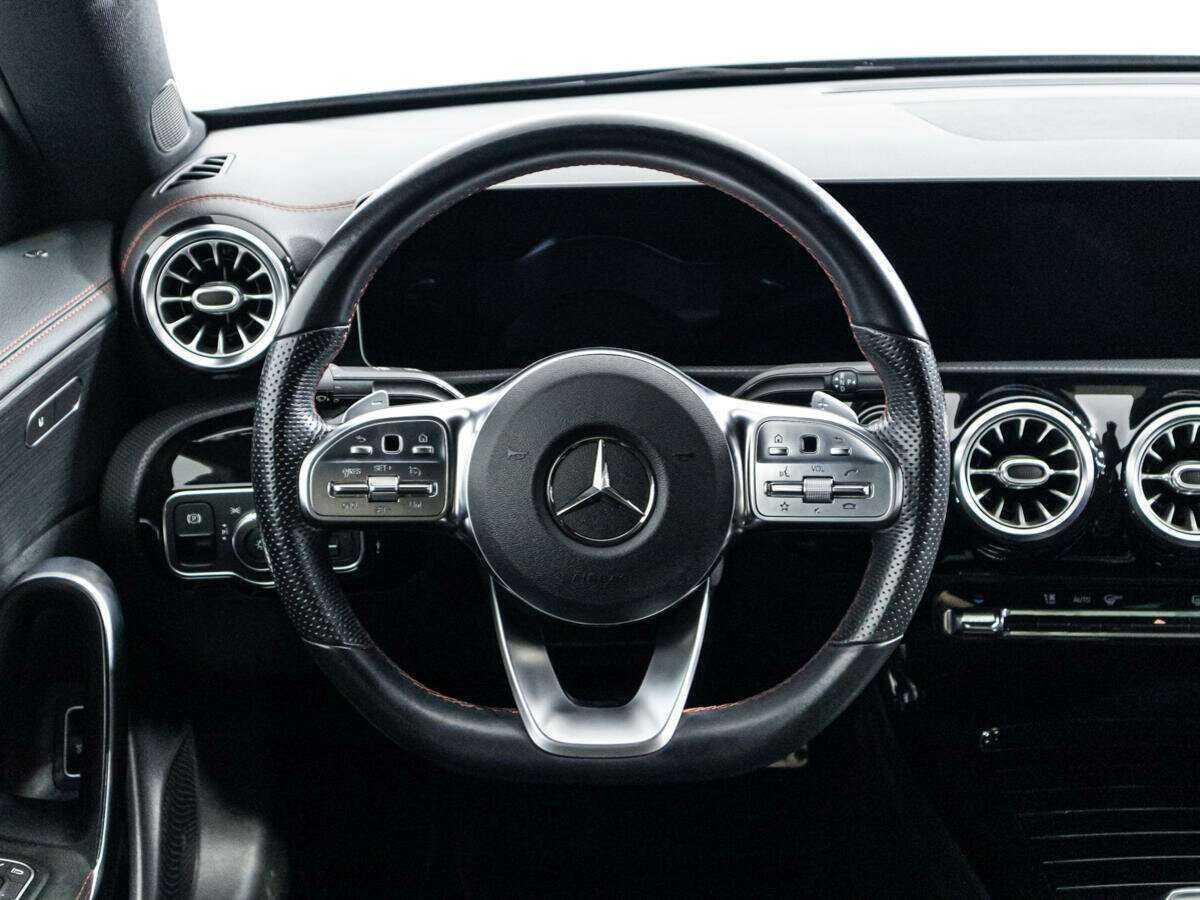 Mercedes-Benz CLA 200, 2019 Фото №18
