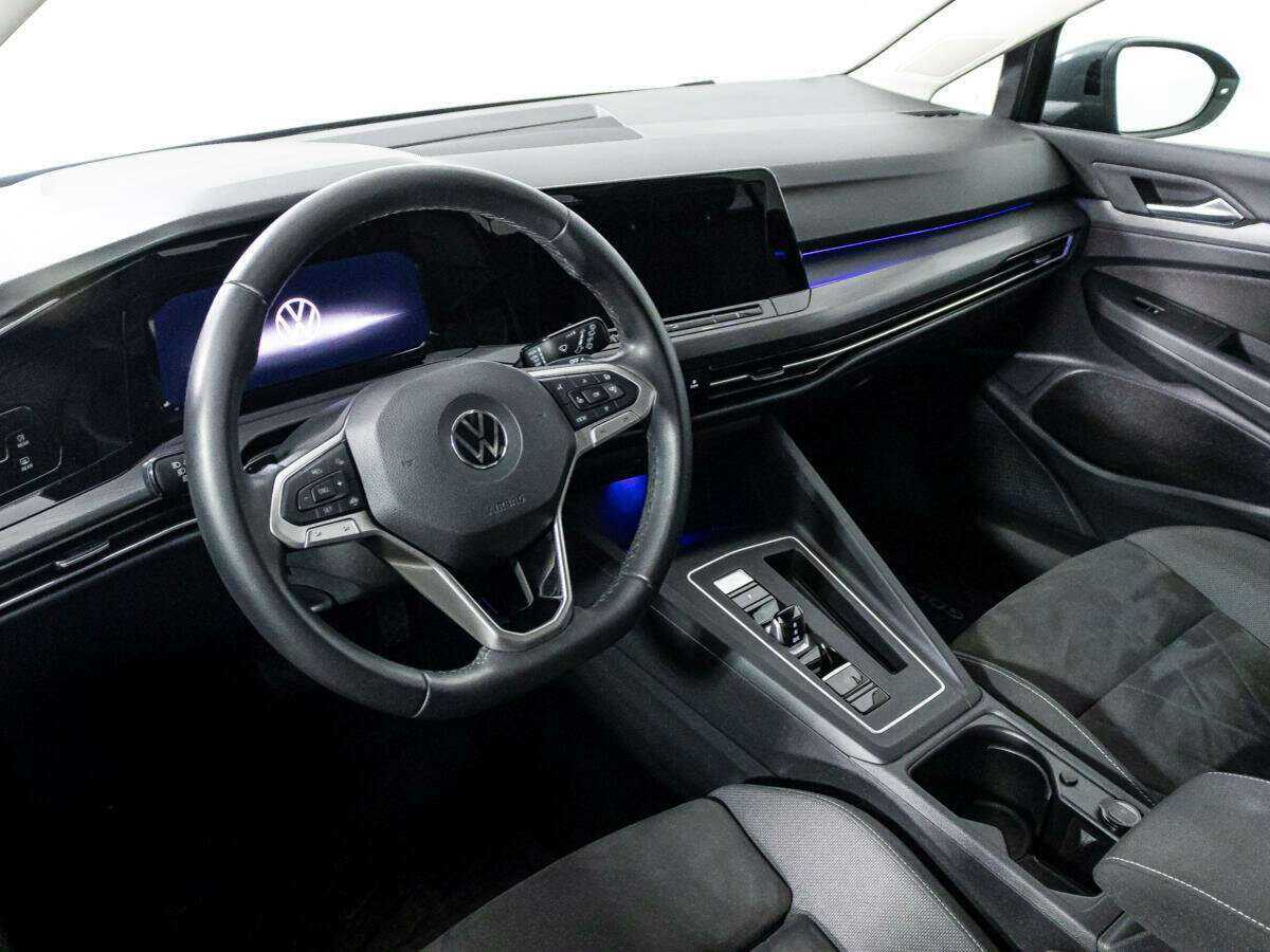 Volkswagen Golf, 2021 Фото №11