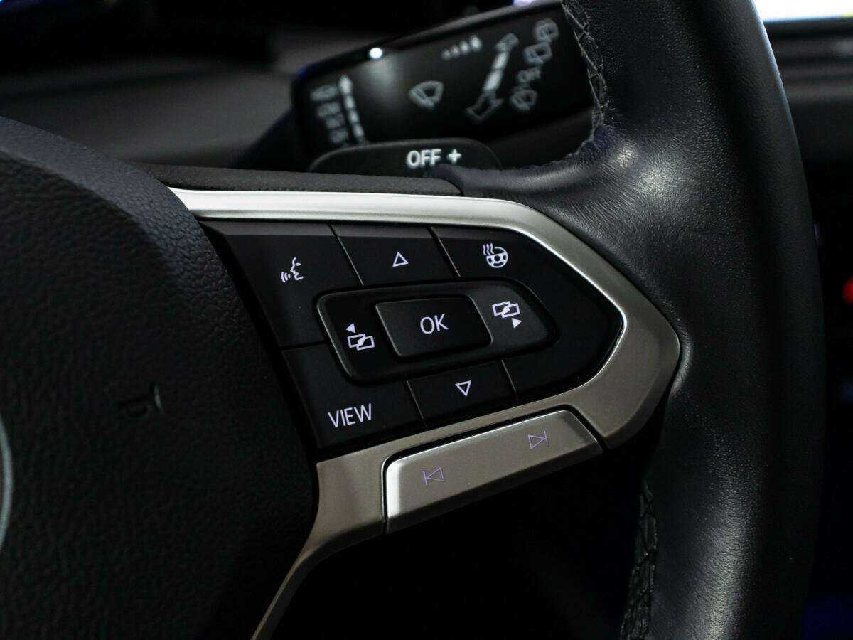 Volkswagen Golf, 2021 Фото №19