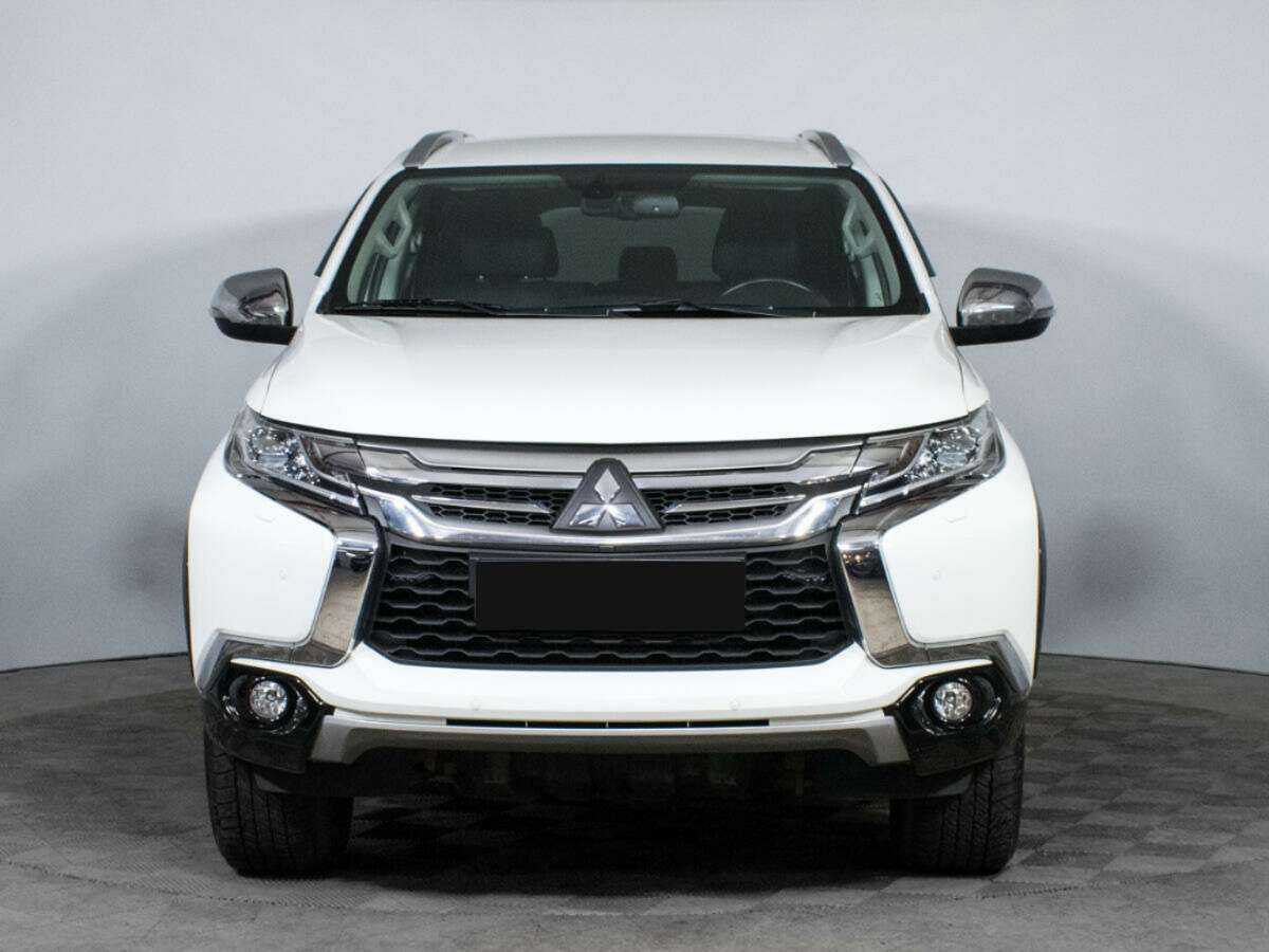 Mitsubishi Pajero Sport, 2018 - 39 000 км. | Фото №2