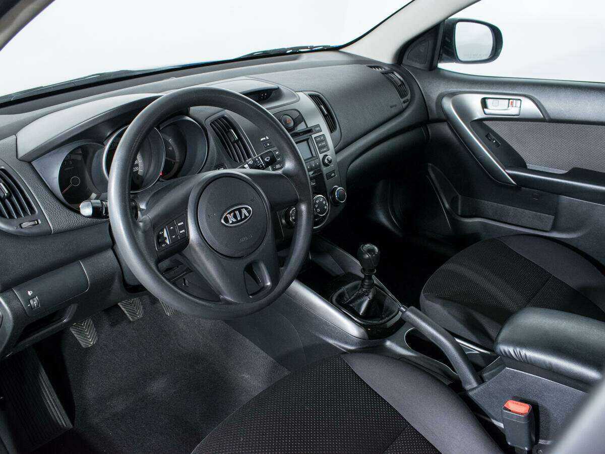 Kia Cerato 5-speed, 2011 Фото №11