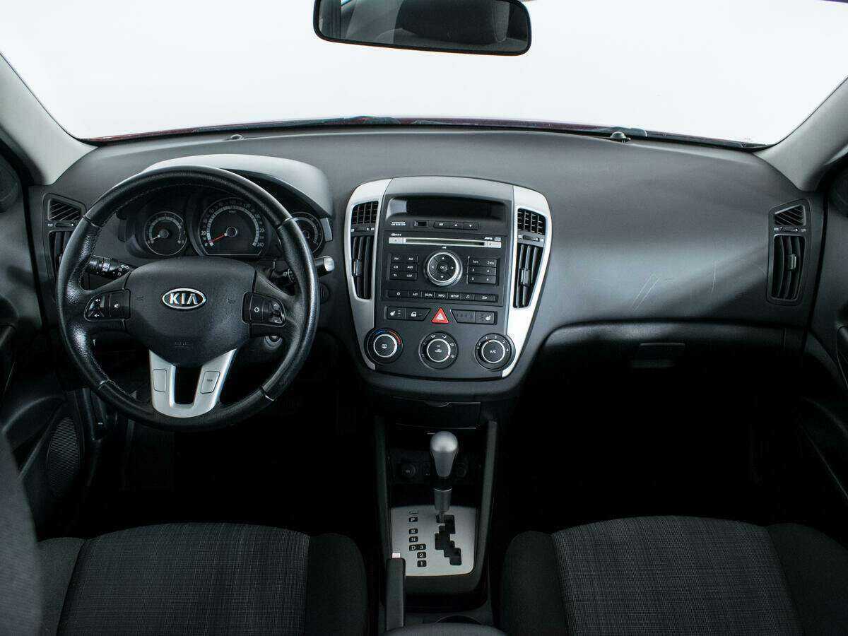 Kia Ceed, 2010 Фото №11