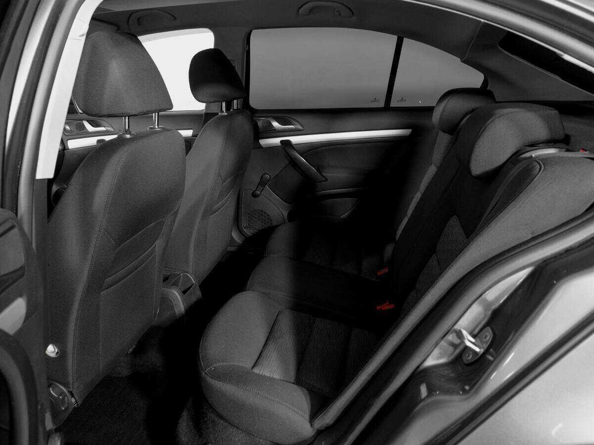 Skoda Octavia, 2009 Фото №10