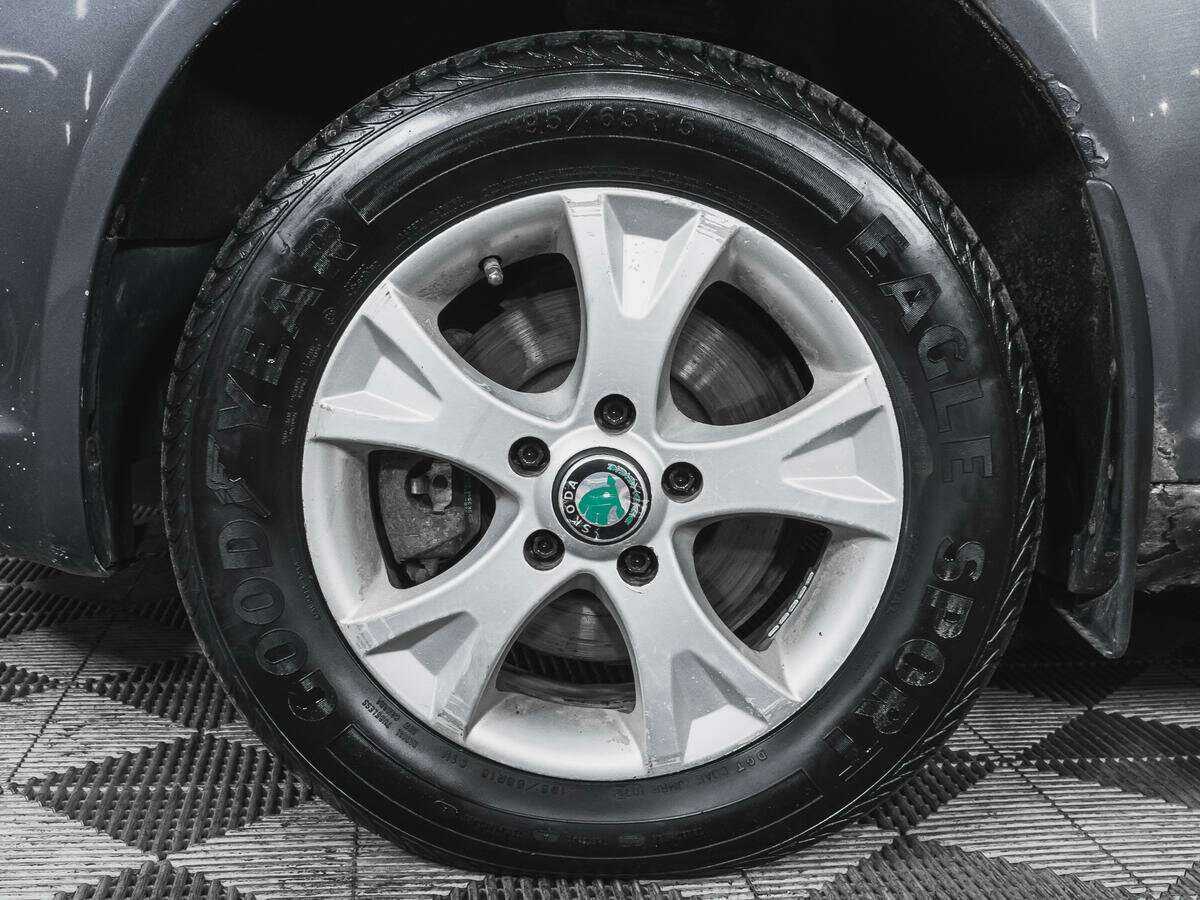 Skoda Octavia, 2009 Фото №16