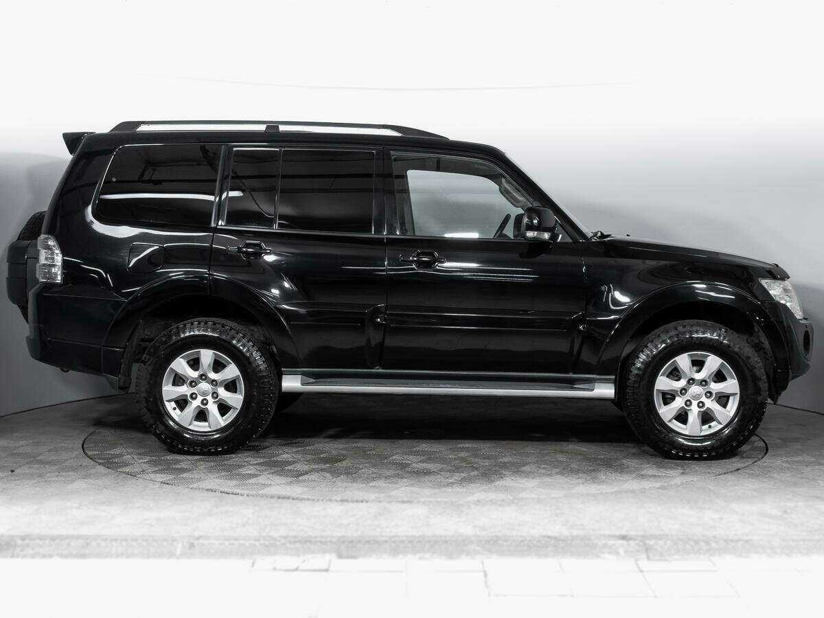 Mitsubishi Pajero, 2011 - 140 380 км. | Фото №4