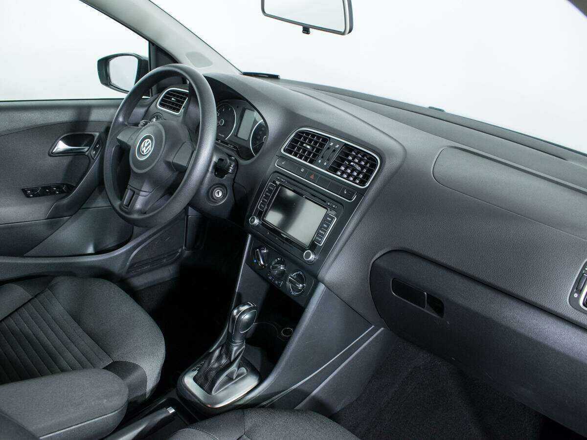 Volkswagen Polo, 2012 Фото №9