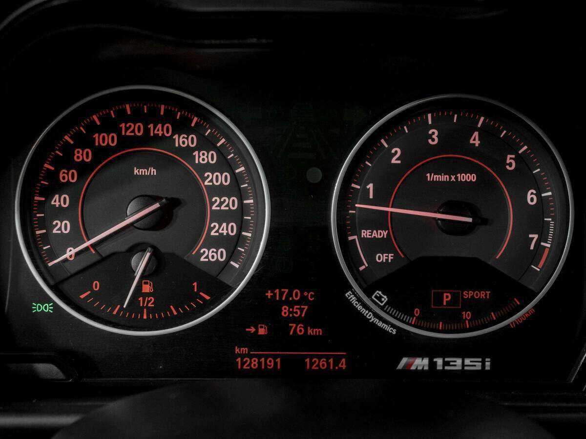 BMW 1 серии M135i, 2013 Фото №11