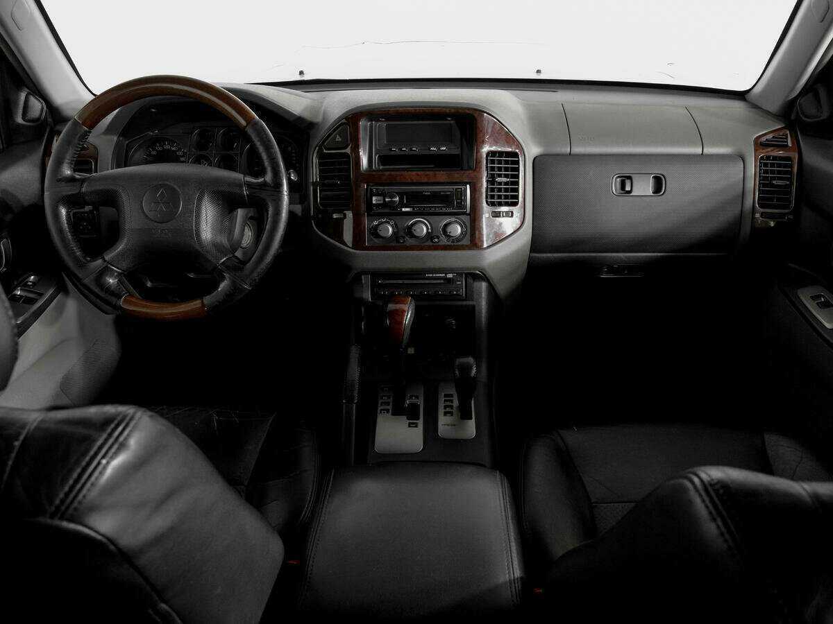 Mitsubishi Pajero, 2004 Фото №12