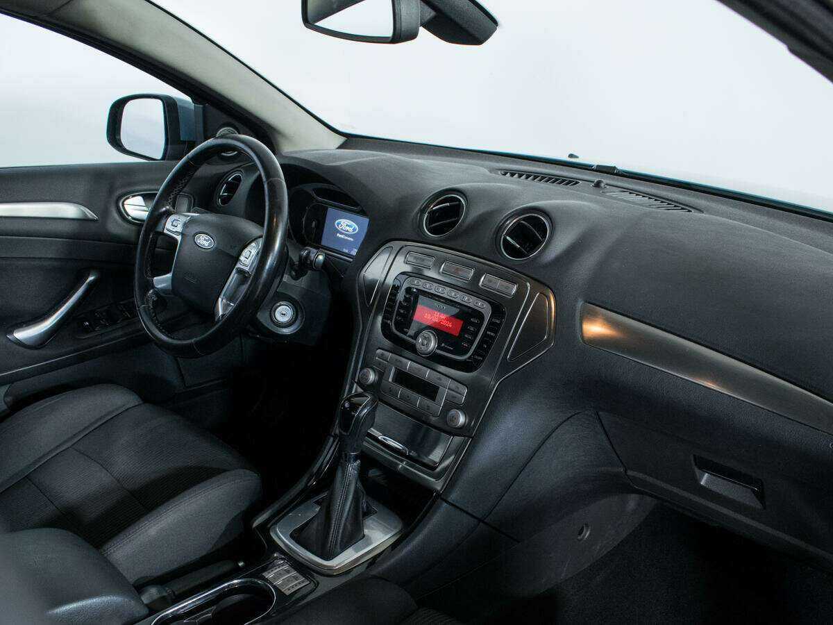 Ford Mondeo, 2010 Фото №9