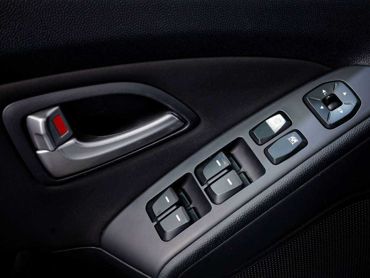 Hyundai ix35, 2011 Фото №14