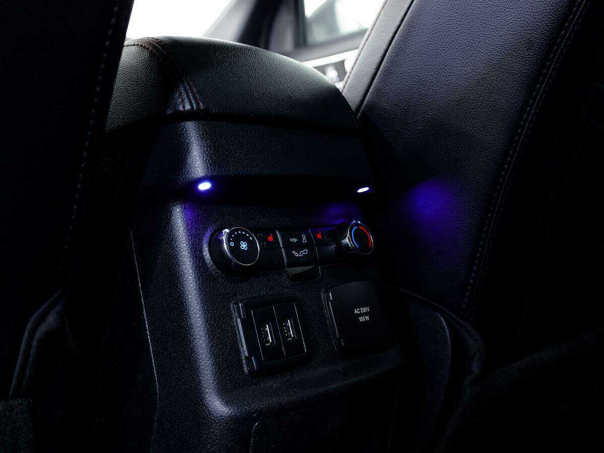 Ford Explorer, 2015 Фото №25