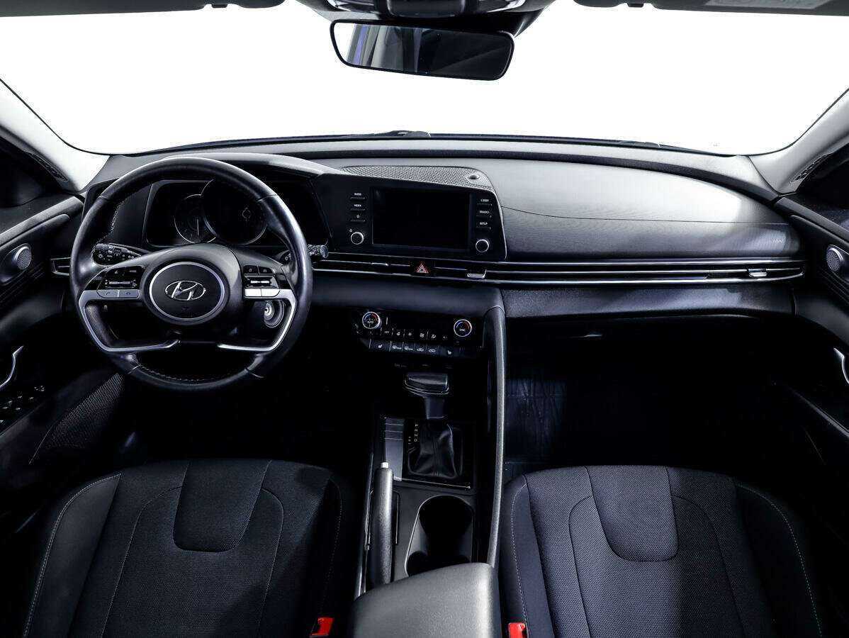 Hyundai Elantra, 2021 Фото №11
