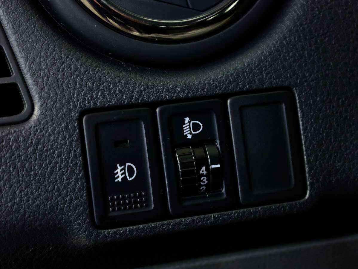 Suzuki SX4, 2011 Фото №12